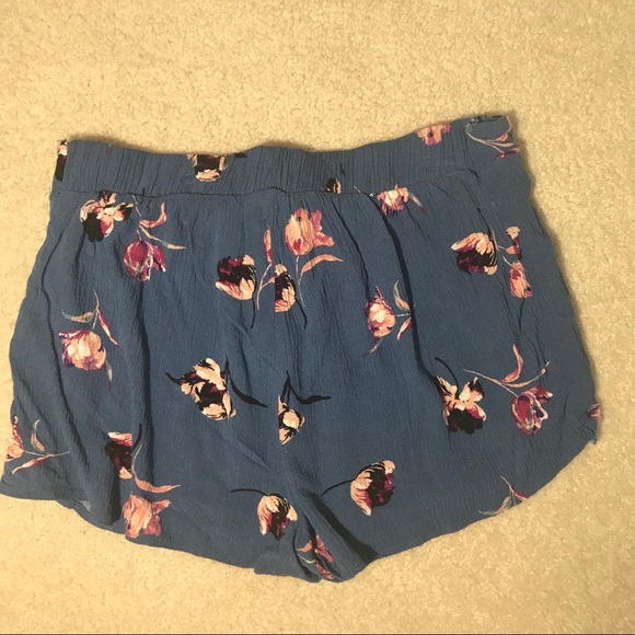tilly's flowy tie shorts blue! - Picture 3 of 4